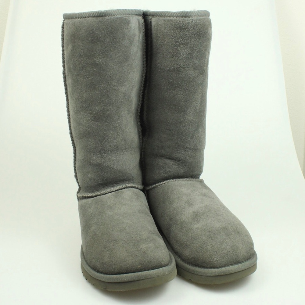 UGG Gray Winter Boots - Picture 3 of 8